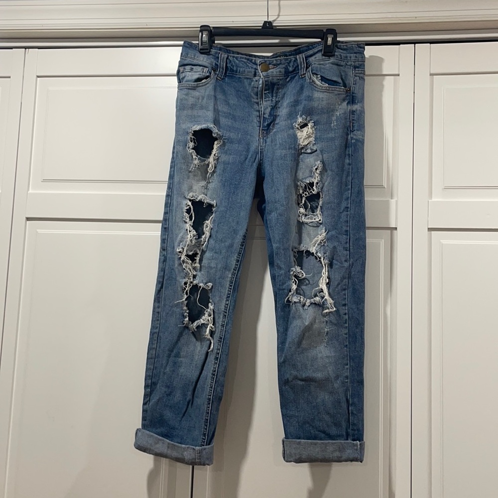 Forever 21 plus size ripped jeans